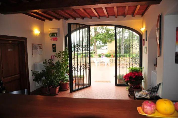 Bed and Breakfast Casale Dei Cento Acri Florenz Exterior foto